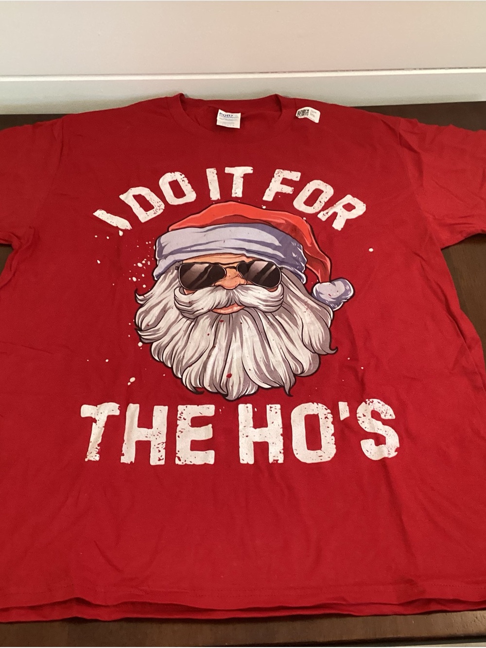 Red Santa Graphic Tee - 'I Do It For The Ho's'
